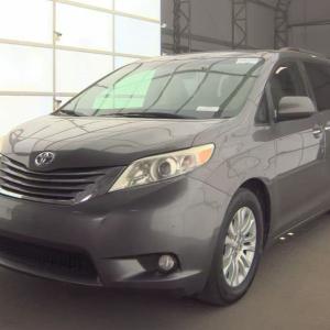 2016 Sienna XLE FWD